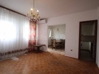 Flat in a building, Sale, Solin, Japirko