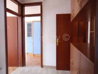 Flat in a building, Sale, Solin, Japirko