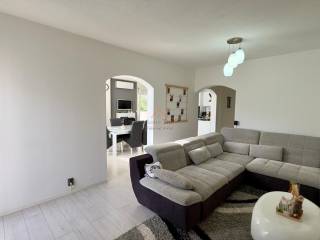 Flat in a building, Sale, Split, Split