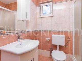 Flat in a house, Sale, Malinska-dubašnica, Malinska