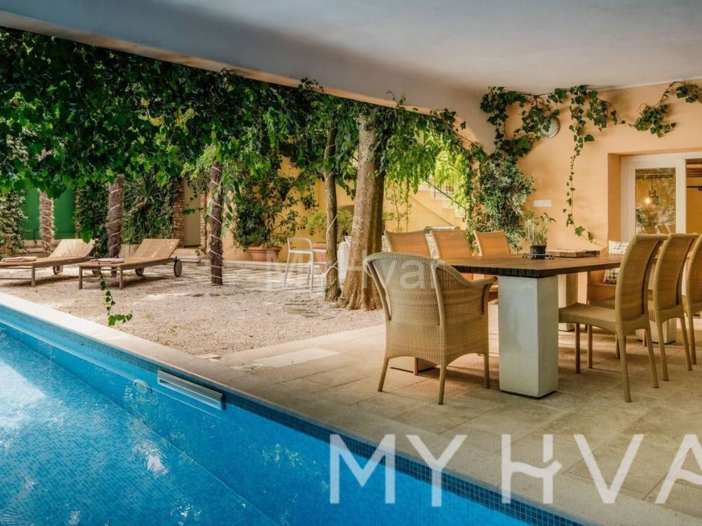 Luksuzna vila, Prodaja, Jelsa, Jelsa