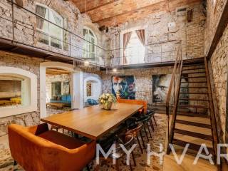 Luksuzna vila, Prodaja, Jelsa, Jelsa