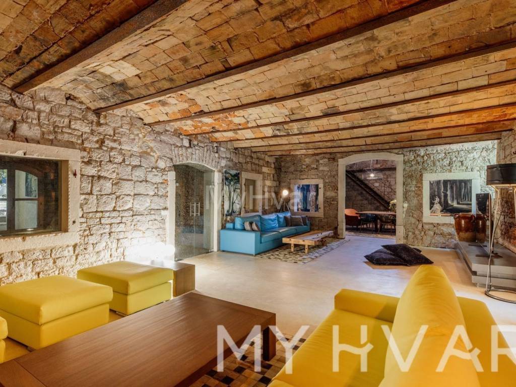 Luksuzna vila, Prodaja, Jelsa, Jelsa