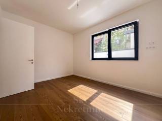 Flat in a building, Rent, Zagreb, Maksimir