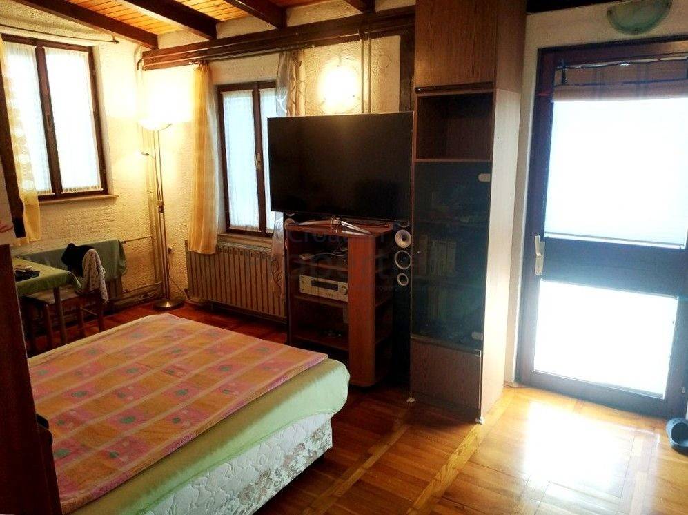 Stan u viseetaznoj kuci, Prodaja, Zagreb, Gornji Grad - Medvescak