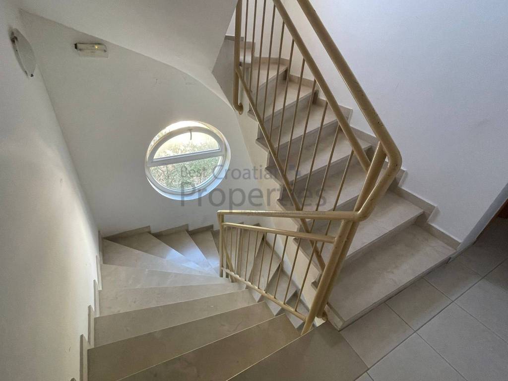 Stan u zgradi, Prodaja, Pakostane, Pakostane