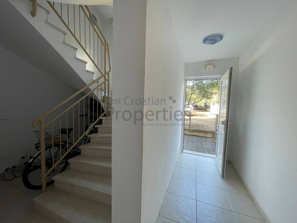 Stan u zgradi, Prodaja, Pakostane, Pakostane