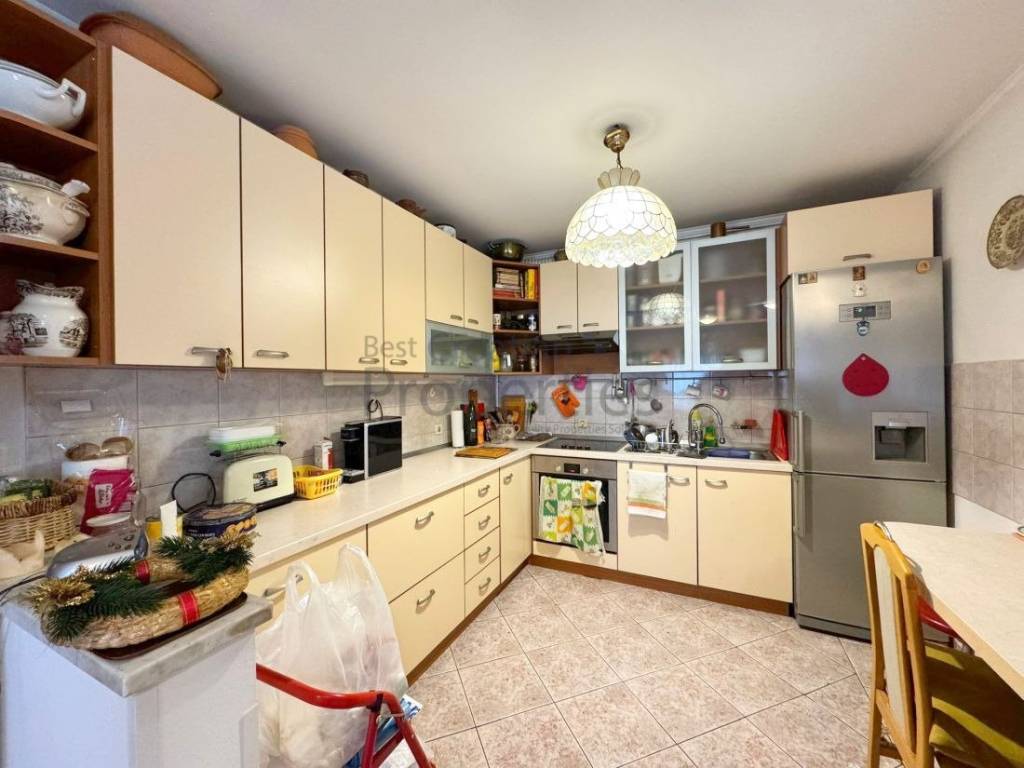 Stan viseetazni, Prodaja, Zagreb, Tresnjevka - sjever