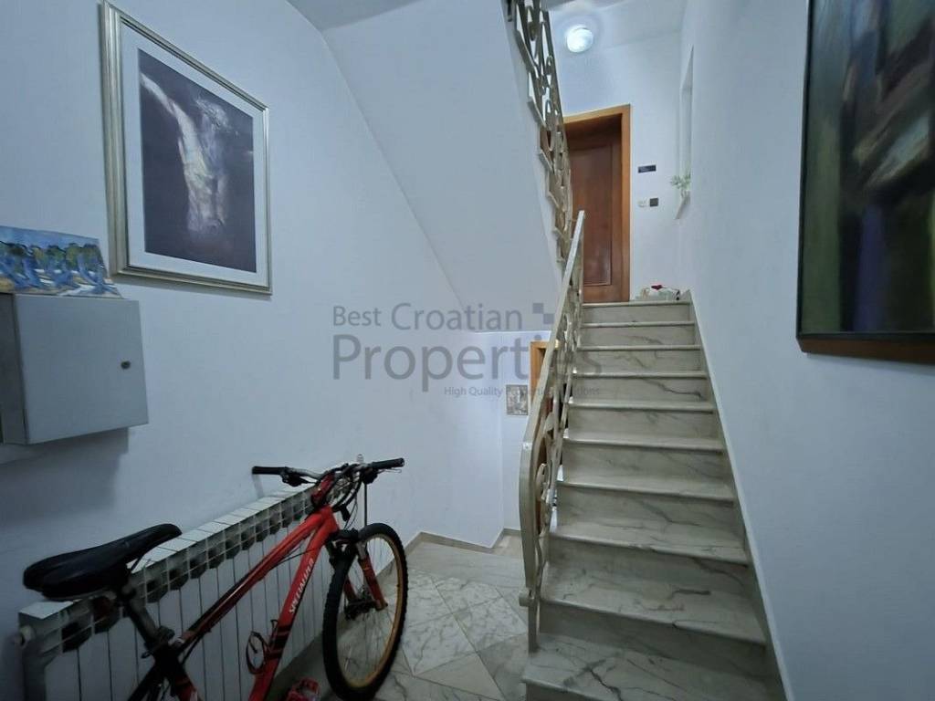 Stambeno poslovni objekt, Prodaja, Zagreb, Tresnjevka - jug