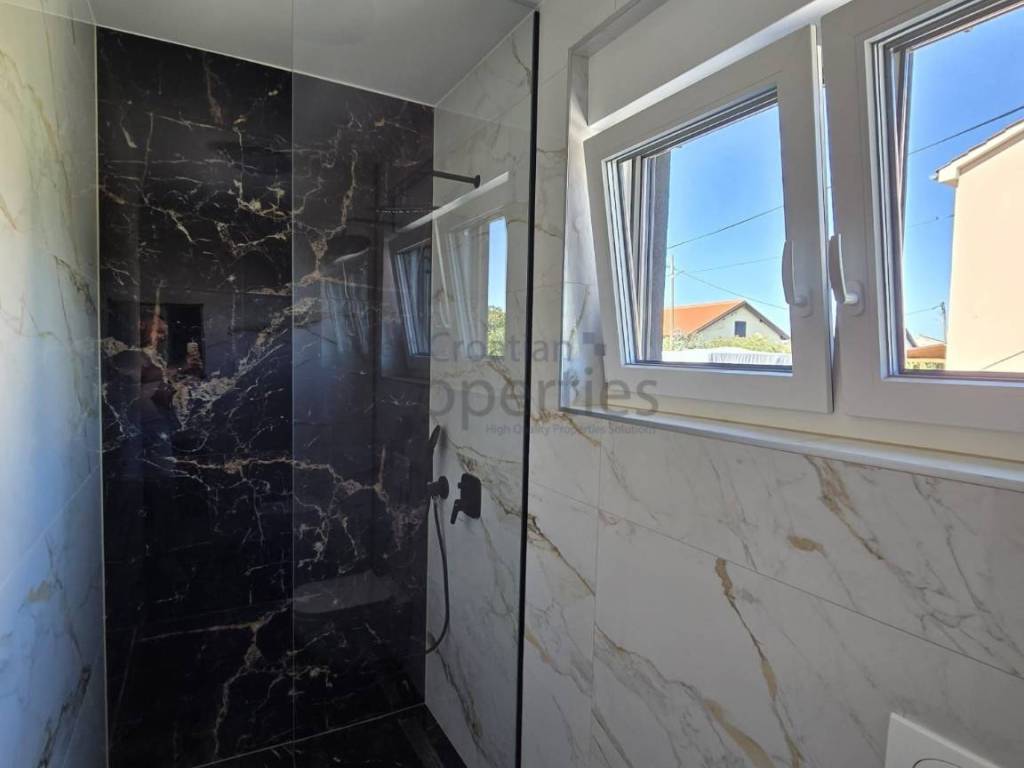 Samostojeca kuca, Prodaja, Privlaka, Privlaka