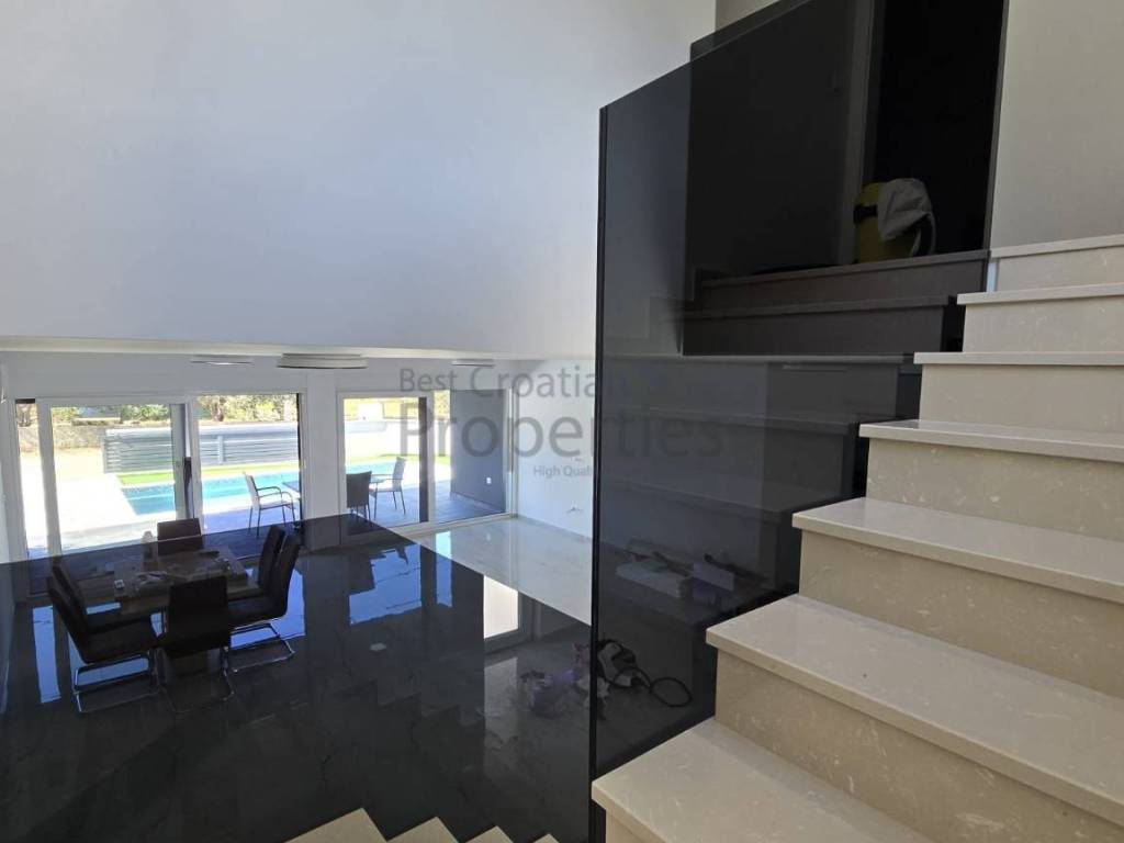 Samostojeca kuca, Prodaja, Privlaka, Privlaka