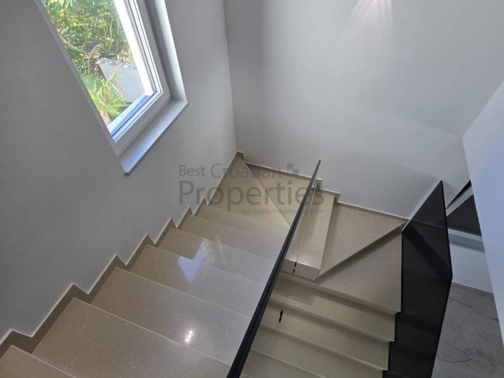 Samostojeca kuca, Prodaja, Privlaka, Privlaka