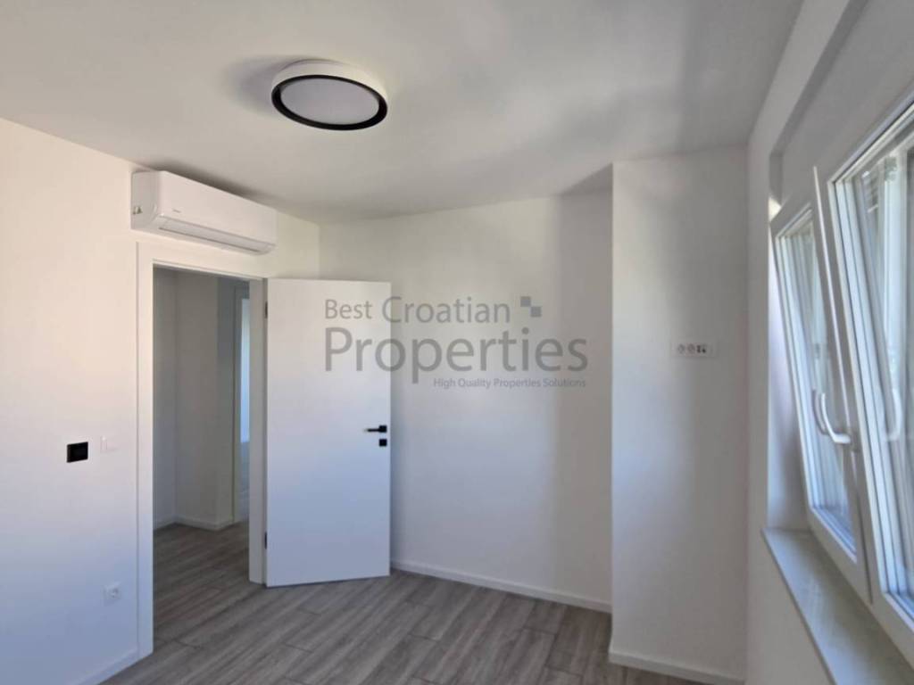 Samostojeca kuca, Prodaja, Privlaka, Privlaka