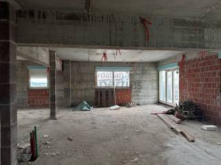 Poslovna zgrada, Prodaja, Pisarovina, Pisarovina