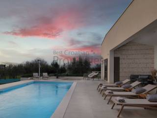 Vila, Prodaja, Zemunik donji, Smokovic