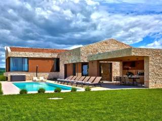 Vila, Prodaja, Brtonigla, Brtonigla