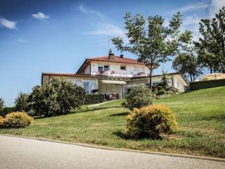 Vila, Prodaja, Stupnik, Donji Stupnik