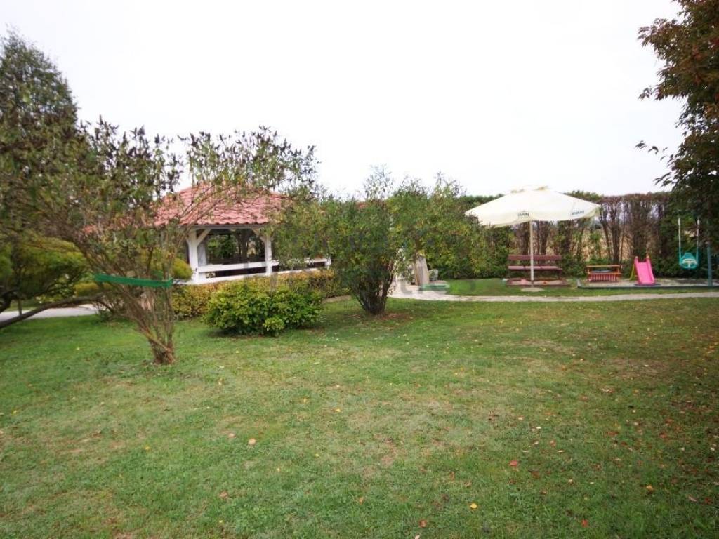 Vila, Prodaja, Stupnik, Donji Stupnik