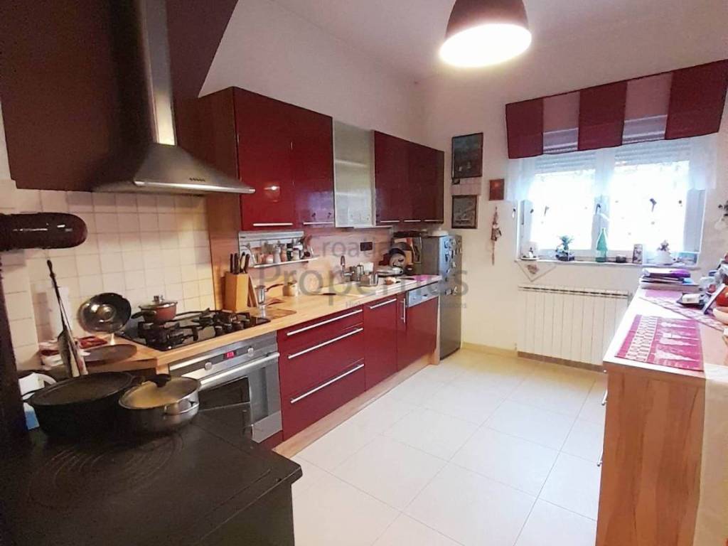 Samostojeca kuca, Prodaja, Zagreb, Podsused - Vrapce