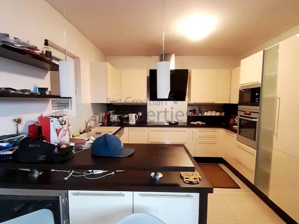 Samostojeca kuca, Prodaja, Zagreb, Podsused - Vrapce