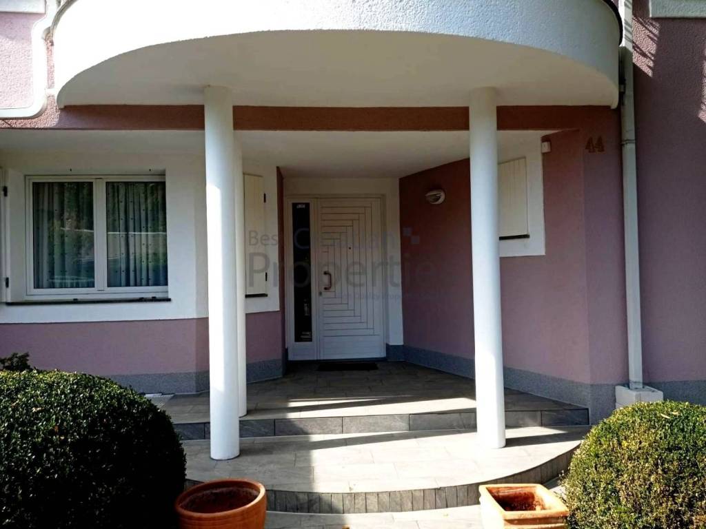 Vila, Prodaja, Zagreb, Podsljeme