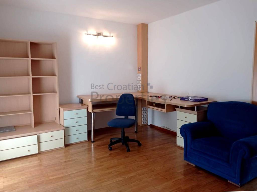 Vila, Prodaja, Zagreb, Podsljeme