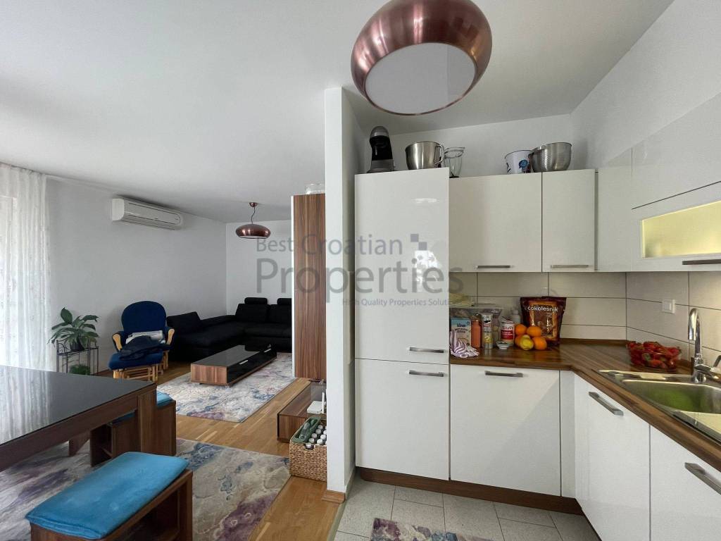 Stan u zgradi, Prodaja, Zagreb, Gornja Dubrava