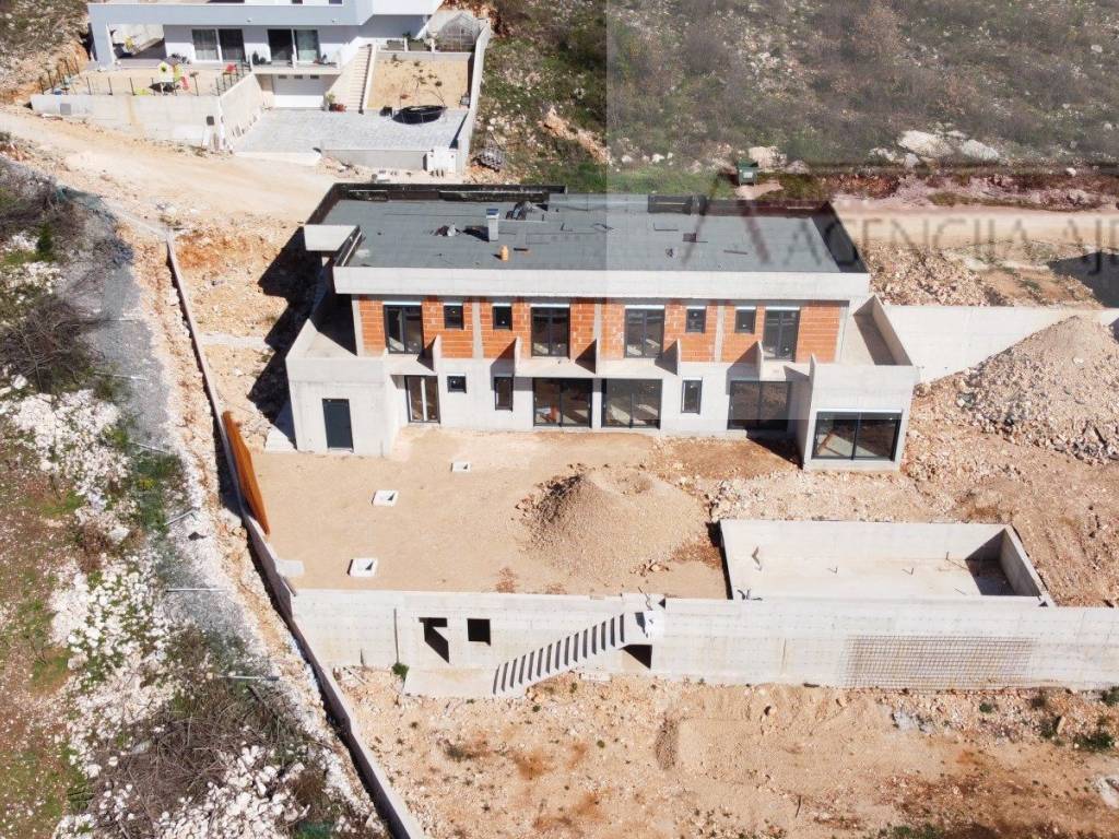 Vila, Prodaja, Imotski, Imotski