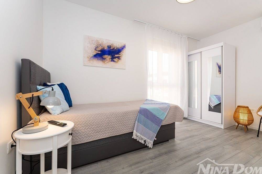 Luksuzna vila, Prodaja, Privlaka, Privlaka