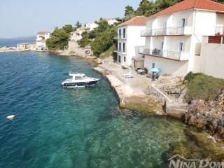 Apartmanska kuca, Prodaja, Sali, Savar