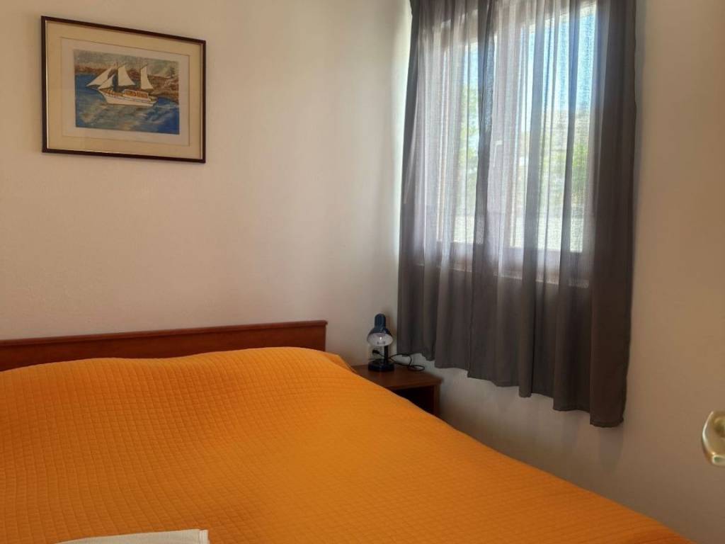 Apartmanska kuca, Prodaja, Pakostane, Drage