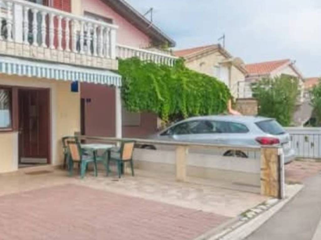 Dvojna kuca, Prodaja, Vir, Vir