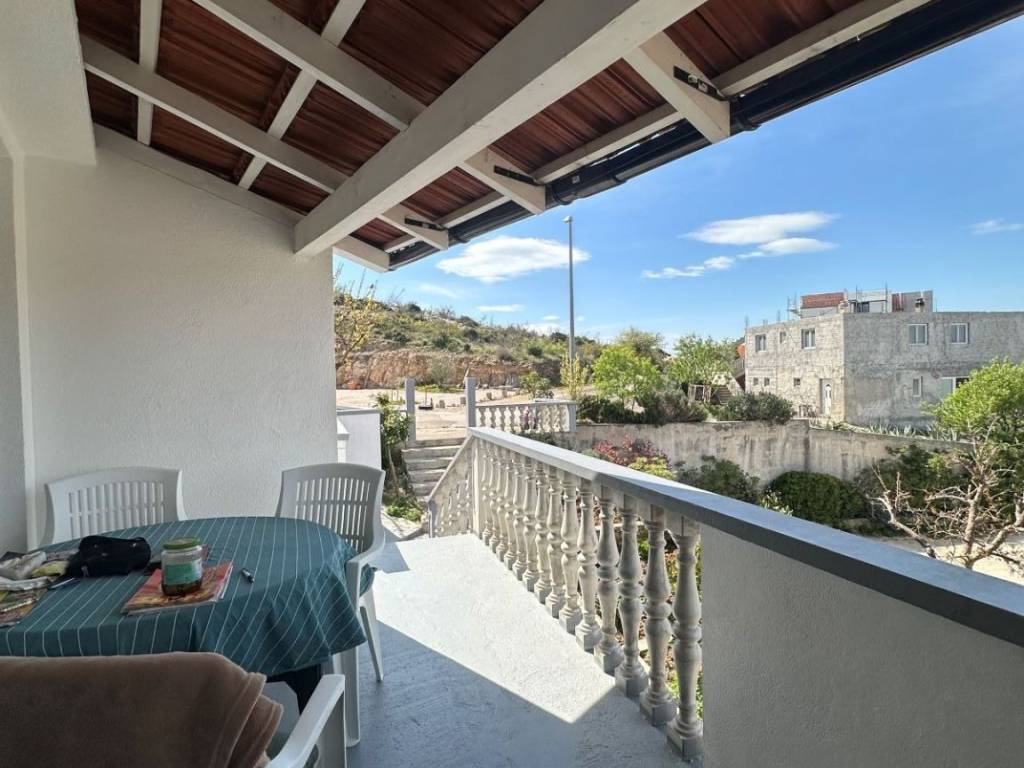 Apartmanska kuca, Prodaja, Pakostane, Drage