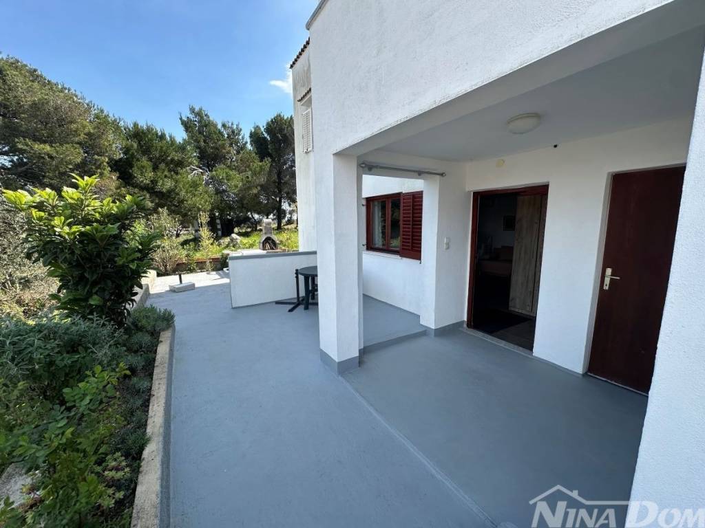 Apartmanska kuca, Prodaja, Pakostane, Drage