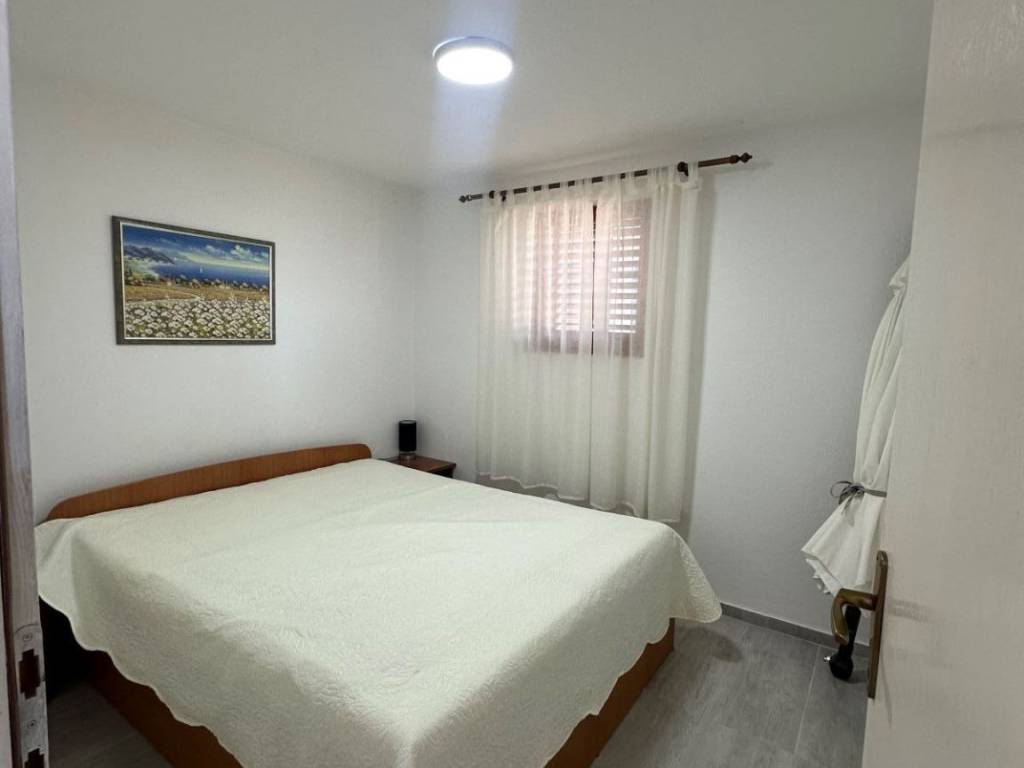 Apartmanska kuca, Prodaja, Pakostane, Drage