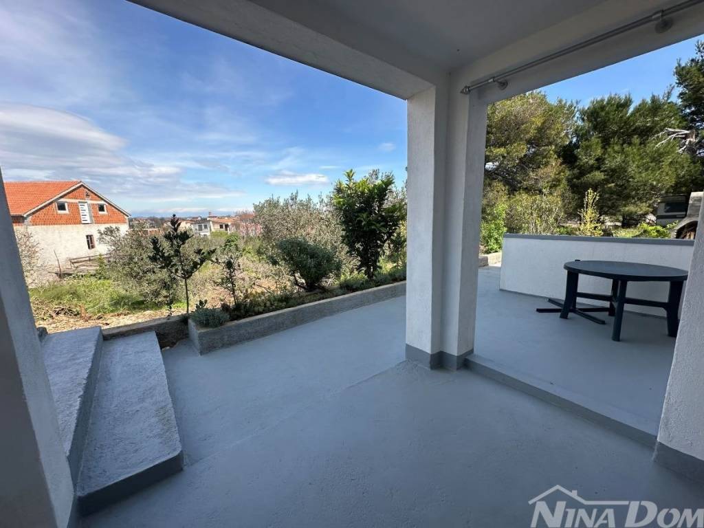 Apartmanska kuca, Prodaja, Pakostane, Drage