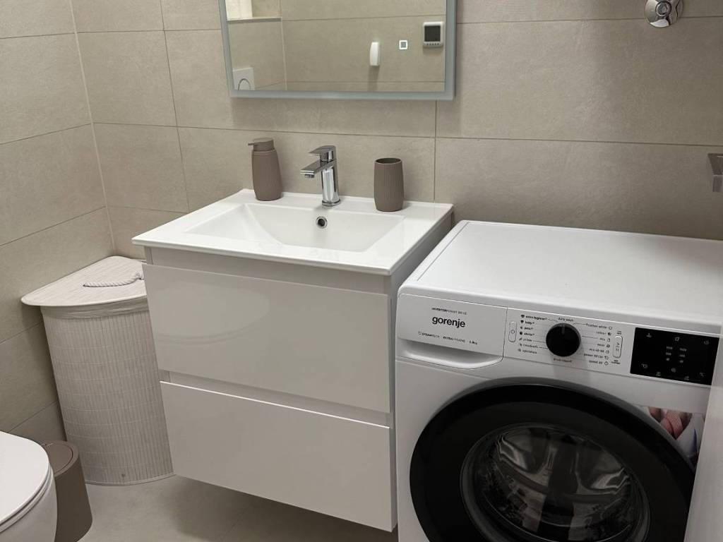 Apartman na moru, Prodaja, Preko, Ugljan