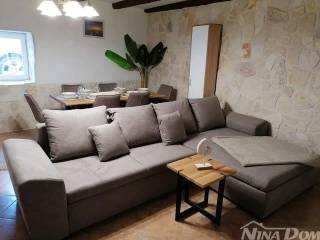 Kamena kuca, Prodaja, Privlaka, Privlaka