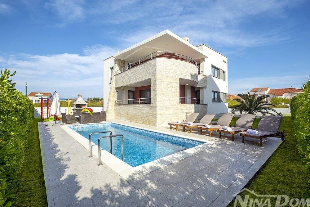Vila, Prodaja, Nin, Zaton