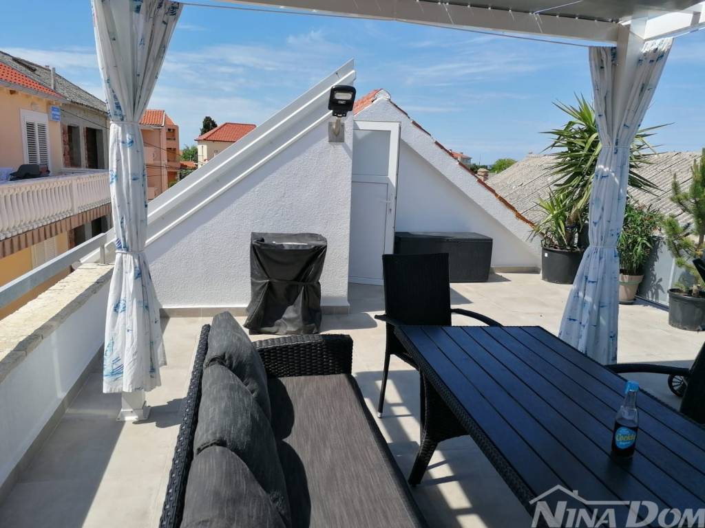 Kamena kuca, Prodaja, Privlaka, Privlaka