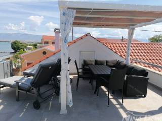Kamena kuca, Prodaja, Privlaka, Privlaka
