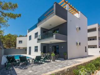 Vila, Prodaja, Vir, Vir