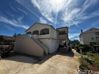 Apartmanska kuca, Prodaja, Privlaka, Privlaka