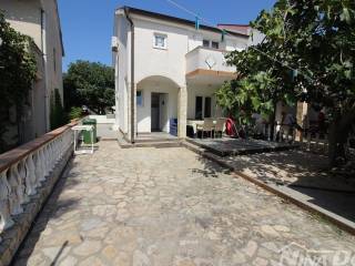 Dvojna kuca, Prodaja, Vir, Vir