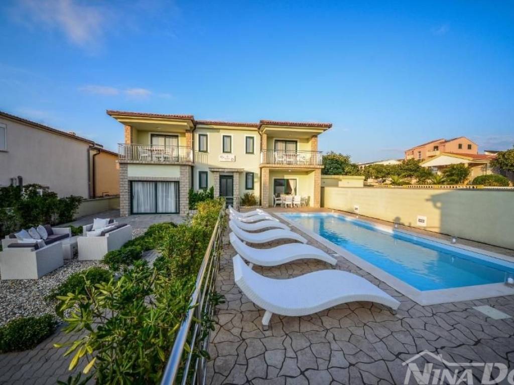 Vila, Prodaja, Vir, Vir