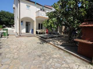 Dvojna kuca, Prodaja, Vir, Vir