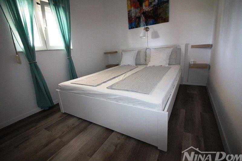 Dvojna kuca, Prodaja, Vir, Vir