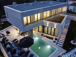 Vila, Prodaja, Vir, Vir