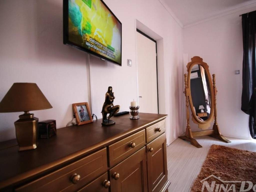 Apartman na moru, Prodaja, Sali, Sali