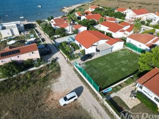 Vila, Prodaja, Vir, Vir